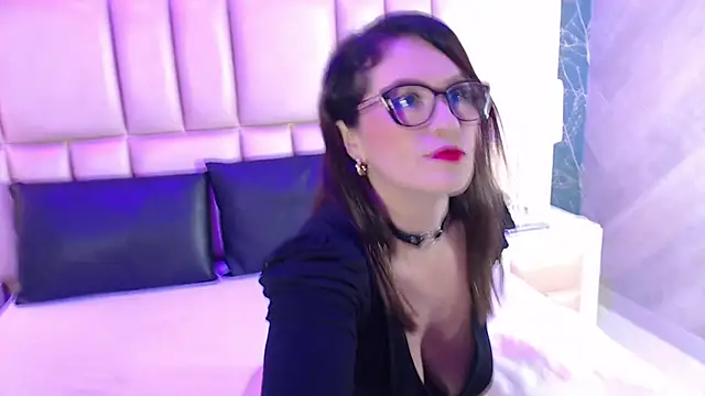 Snapshot of BiancaRoyalle chatting on 04-05-26, 12:56 BiancaRoyalle online show from 04-05-26, 12:56