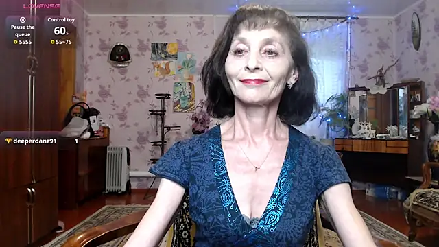 Snapshot of Shooting-Star- chatting on 04-12-26, 02:09 Shooting-Star- online show from 04-12-26, 02:09