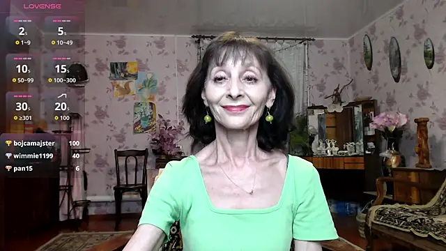 Snapshot of Shooting-Star- chatting on 04-30-26, 09:08 Shooting-Star- online show from 04-30-26, 09:08