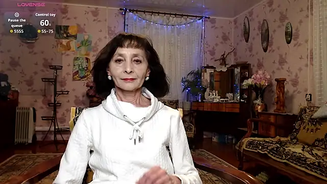 Snapshot of Shooting-Star- chatting on 04-10-26, 06:37 Shooting-Star- online show from 04-10-26, 06:37