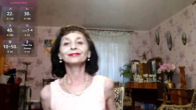 Snapshot of Shooting-Star- chatting on 04-19-26, 02:29 Shooting-Star- online show from 04-19-26, 02:29