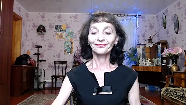 Snapshot of Shooting-Star- chatting on 05-12-26, 06:47 Shooting-Star- online show from 05-12-26, 06:47