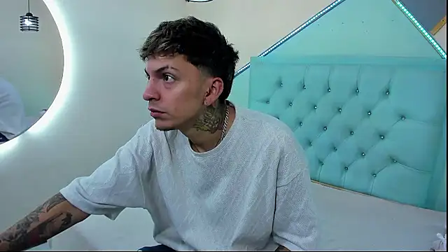 Snapshot of Max_sstteel chatting on 04-02-26, 12:56 Max sstteel online show from 04-02-26, 12:56