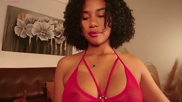 Hilaryebony  online show from 05-18-26, 08:24