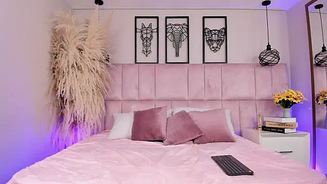 Iam yuls  online show from 04-08-26, 03:19