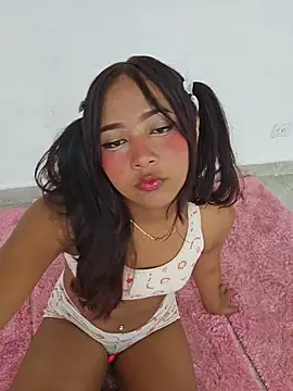 Snapshot of Pretty_karol chatting on 06-08-26, 12:49 Pretty karol online show from 06-08-26, 12:49