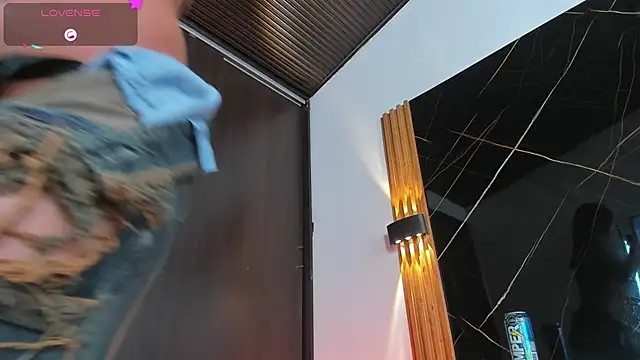 1junne  1 online show from 04-09-26, 07:09