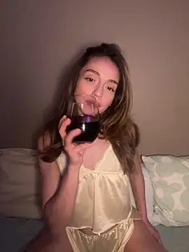 CamilaaLove online show from 04-18-26, 03:20