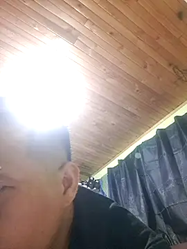 Snapshot of Chino_01millos chatting on 07-31-26, 01:05 Chino 01millos online show from 07-31-26, 01:05