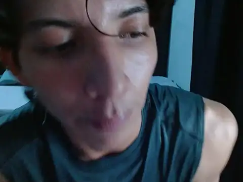 Snapshot of VazacGaming chatting on 06-01-26, 04:02 VazacGaming online show from 06-01-26, 04:02