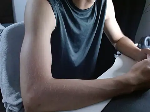Snapshot of VazacGaming chatting on 04-18-26, 02:25 VazacGaming online show from 04-18-26, 02:25