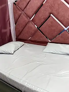 LucaColmal online show from 04-09-26, 08:53