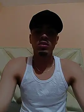 LucaColmal online show from 04-03-26, 11:22