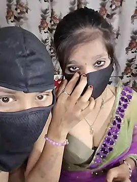 Snapshot of Cute-Adhya chatting on 05-19-26, 06:26 Cute-Adhya online show from 05-19-26, 06:26