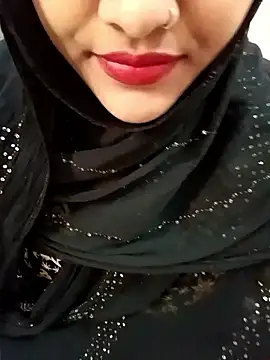 Snapshot of Miss_Noor__ chatting on 06-08-26, 07:42 Miss Noor online show from 06-08-26, 07:42