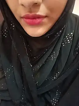 Snapshot of Miss_Noor__ chatting on 07-11-26, 06:35 Miss Noor online show from 07-11-26, 06:35