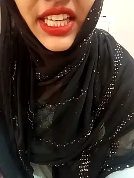 Miss Noor   online show from 05-17-26, 05:29