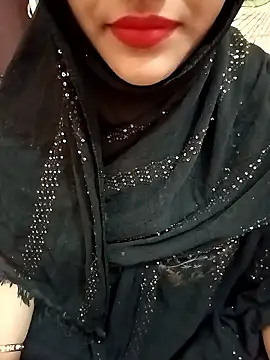 Snapshot of Miss_Noor__ chatting on 06-17-26, 06:24 Miss Noor online show from 06-17-26, 06:24