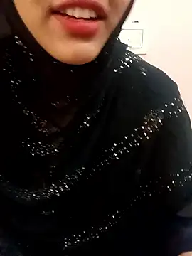 Miss Noor   online show from 05-18-26, 07:46