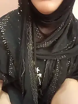 Snapshot of Miss_Noor__ chatting on 07-14-26, 10:32 Miss Noor online show from 07-14-26, 10:32