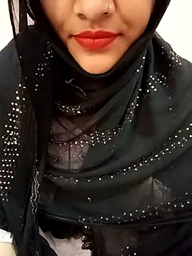Miss Noor   online show from 04-23-26, 12:29