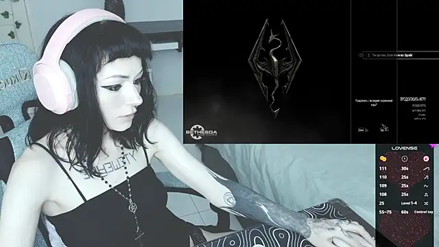 H3xD0ll online show from 06-19-26, 02:45