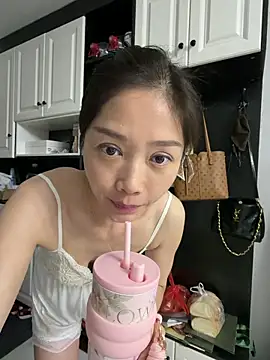 yuanpu0925 online show from 04-08-26, 11:06