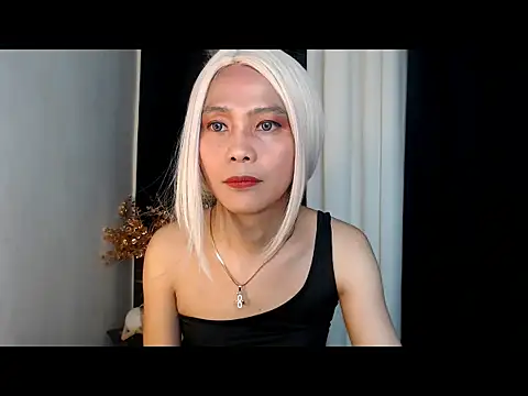 Snapshot of VeronicaFoxxxx chatting on 04-09-26, 12:00 VeronicaFoxxxx online show from 04-09-26, 12:00