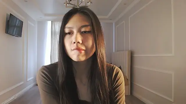 Snapshot of SecretTiny chatting on 05-24-26, 01:05 SecretTiny online show from 05-24-26, 01:05