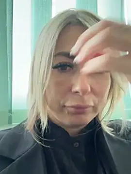 Snapshot of peach_widow chatting on 03-31-26, 09:55 peach widow online show from 03-31-26, 09:55