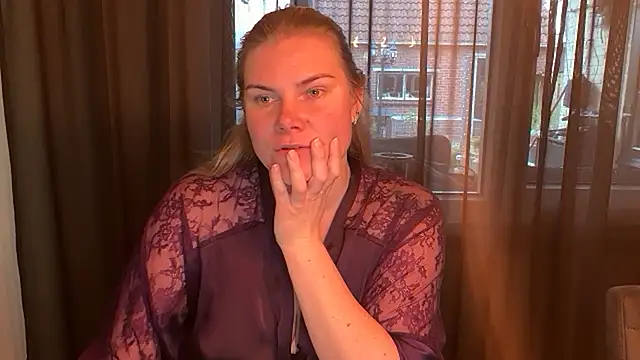 Snapshot of SexyBlondJoanna-Exclusief chatting on 04-05-26, 06:09 SexyBlondJoanna-Exclusief online show from 04-05-26, 06:09
