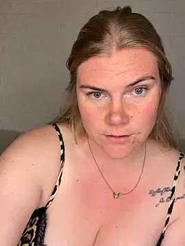Snapshot of SexyBlondJoanna-Exclusief chatting on 04-23-26, 06:53 SexyBlondJoanna-Exclusief online show from 04-23-26, 06:53
