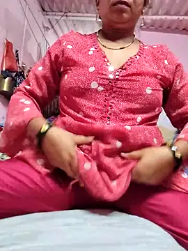 Snapshot of Kuwari_dulhan1 chatting on 03-30-26, 02:51 Kuwari dulhan1 online show from 03-30-26, 02:51