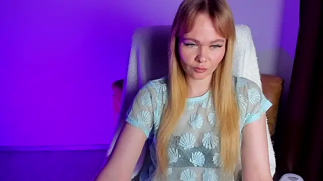 Snapshot of Kirasweetlove chatting on 04-06-26, 08:37 Kirasweetlove online show from 04-06-26, 08:37