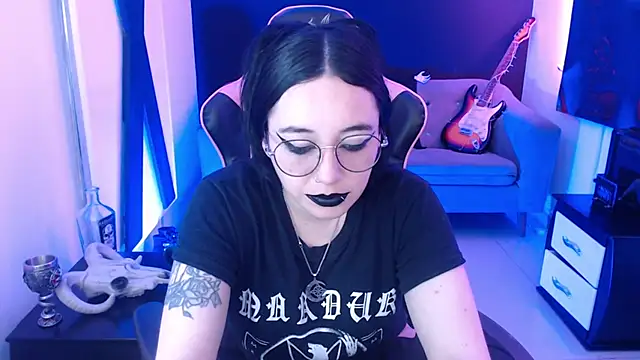 Snapshot of Nyxnocturne chatting on 06-06-26, 12:10 Nyxnocturne online show from 06-06-26, 12:10