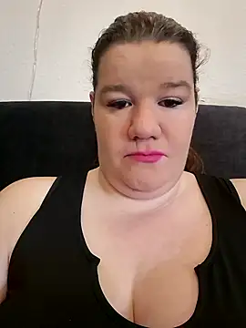curvystachel42 online show from 04-04-26, 11:17