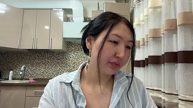Snapshot of Ameliya_kim chatting on 04-21-26, 09:10 Ameliya kim online show from 04-21-26, 09:10