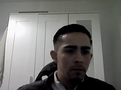 Snapshot of angel_twinkk chatting on 03-28-26, 06:31 angel twinkk online show from 03-28-26, 06:31