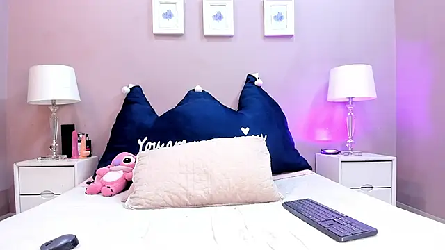 MAYTEMINAJ online show from 05-21-26, 07:22