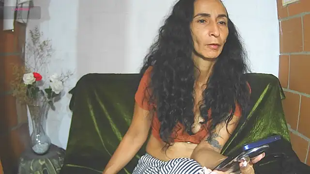 Snapshot of SamanttaLopez chatting on 05-31-26, 12:11 SamanttaLopez online show from 05-31-26, 12:11