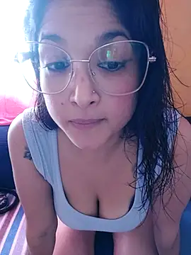 Snapshot of Steffanny2026 chatting on 04-17-26, 06:55 Steffanny2026 online show from 04-17-26, 06:55