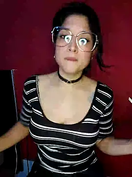 Snapshot of Steffanny2026 chatting on 04-11-26, 10:35 Steffanny2026 online show from 04-11-26, 10:35
