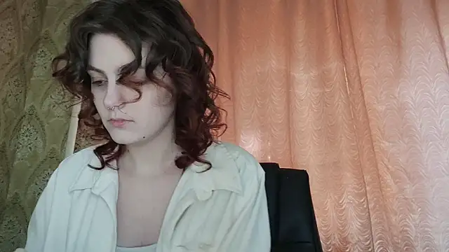 ShirleyNibbs online show from 04-15-26, 02:10