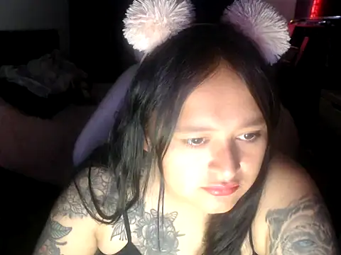 Natalia latin online show from 04-23-26, 01:35