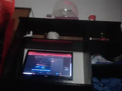 Natalia latin online show from 04-27-26, 01:53