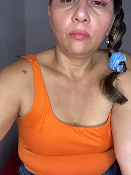 Snapshot of _violeta_99 chatting on 05-15-26, 07:12 violeta 99 online show from 05-15-26, 07:12