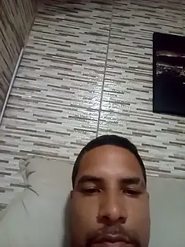 Tomajek95 online show from 04-08-26, 01:23