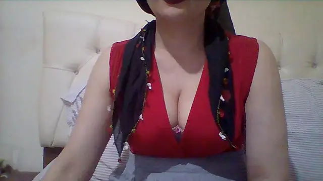 Snapshot of busex25 chatting on 05-21-26, 09:45 busex25 online show from 05-21-26, 09:45