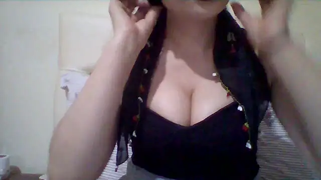 Snapshot of busex25 chatting on 06-05-26, 09:09 busex25 online show from 06-05-26, 09:09
