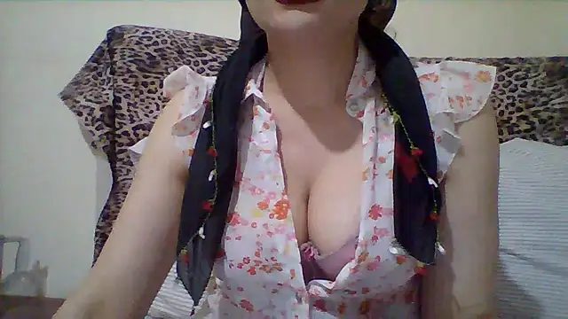 Snapshot of busex25 chatting on 06-26-26, 09:20 busex25 online show from 06-26-26, 09:20